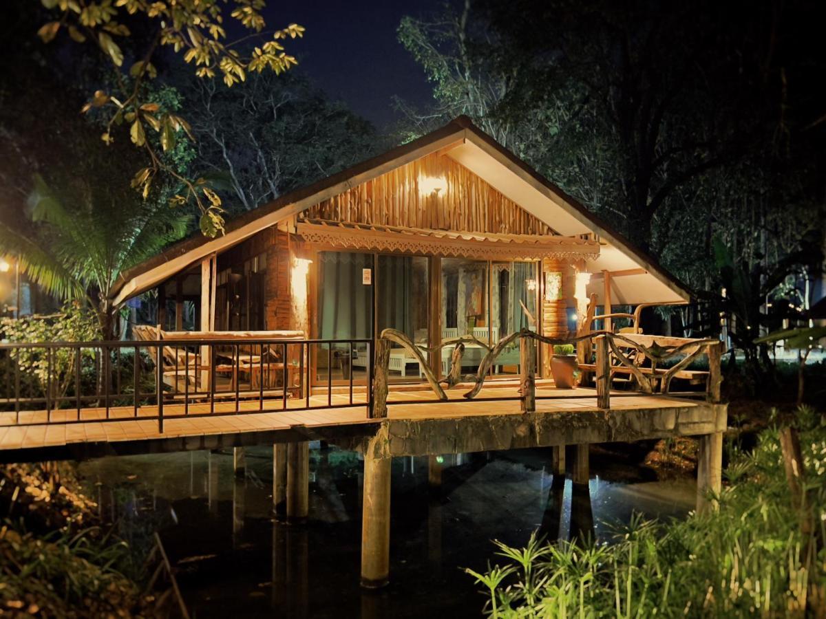 วังภูไพร ฟาร์มสเตย์ Ванг-Нам-Кьяо Екстер'єр фото